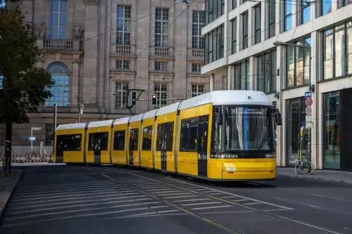 Smarowanie szyn i obrzeży kół